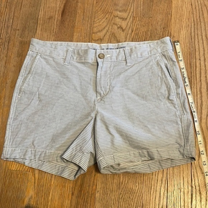 Womens‎ khakis by Gap Gf shorts 4/27 blue and white striped
